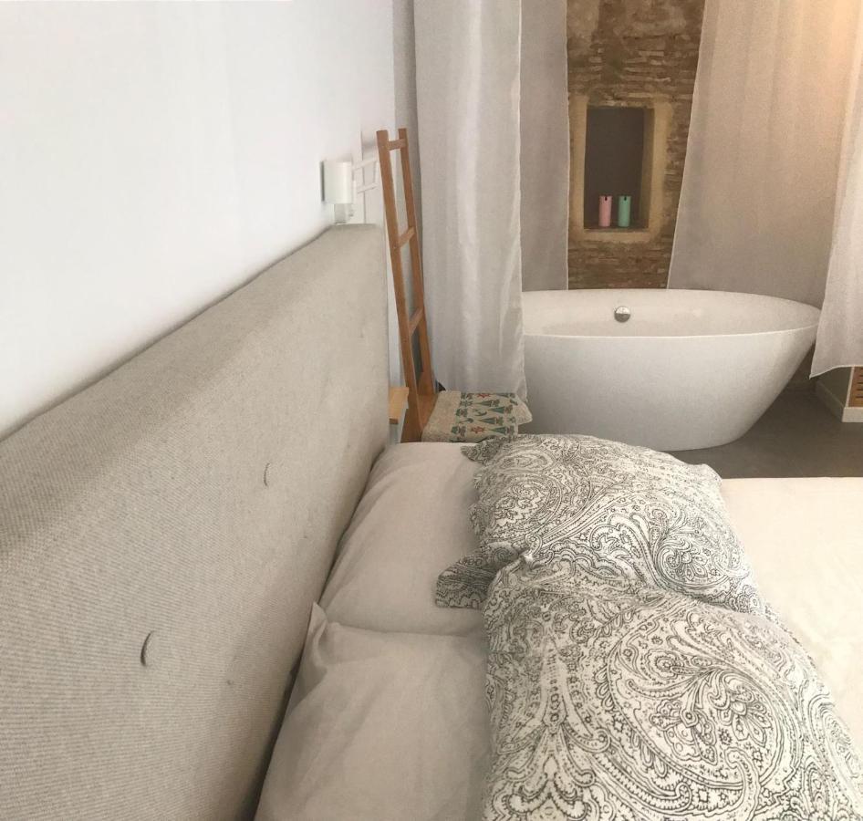 Suite Independiente De 45 M2 Con Banera En Pleno Casco Viejo Altea Esterno foto